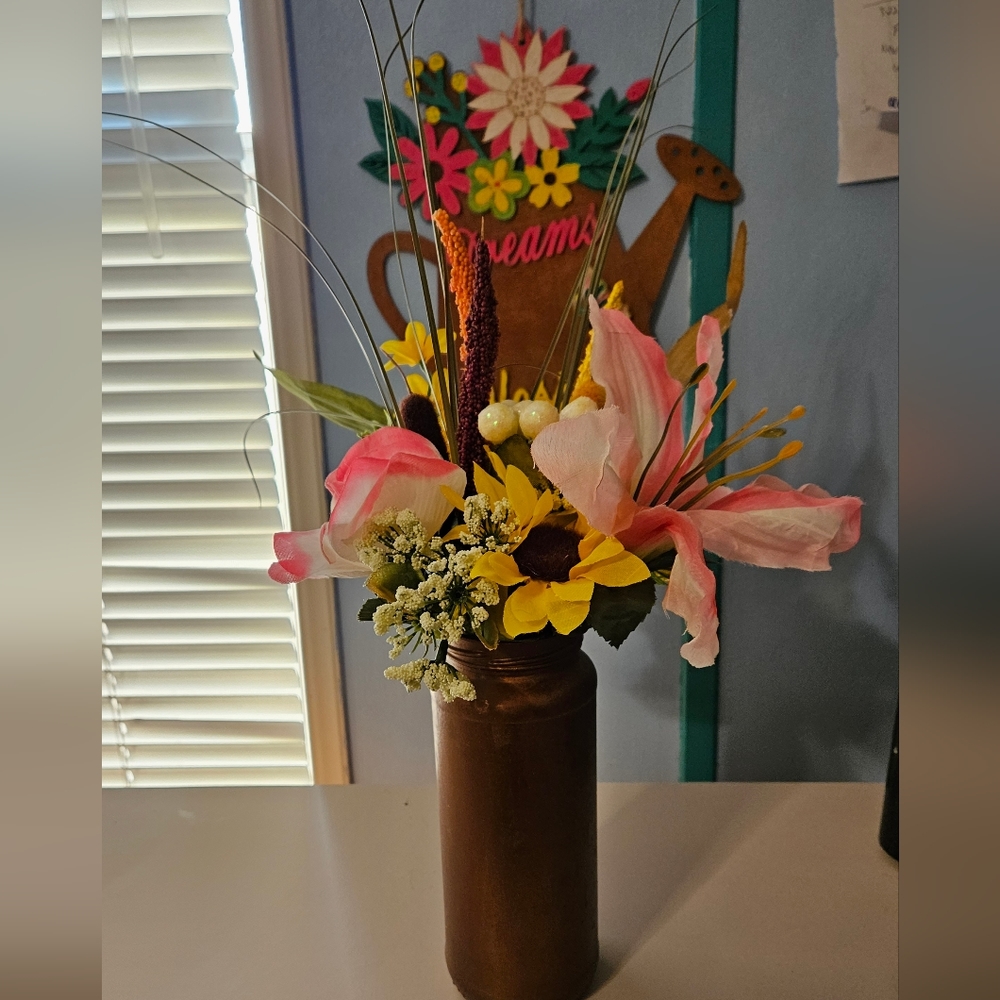 Handmade Flower bouquet and wall decor bundle. Hand painted.